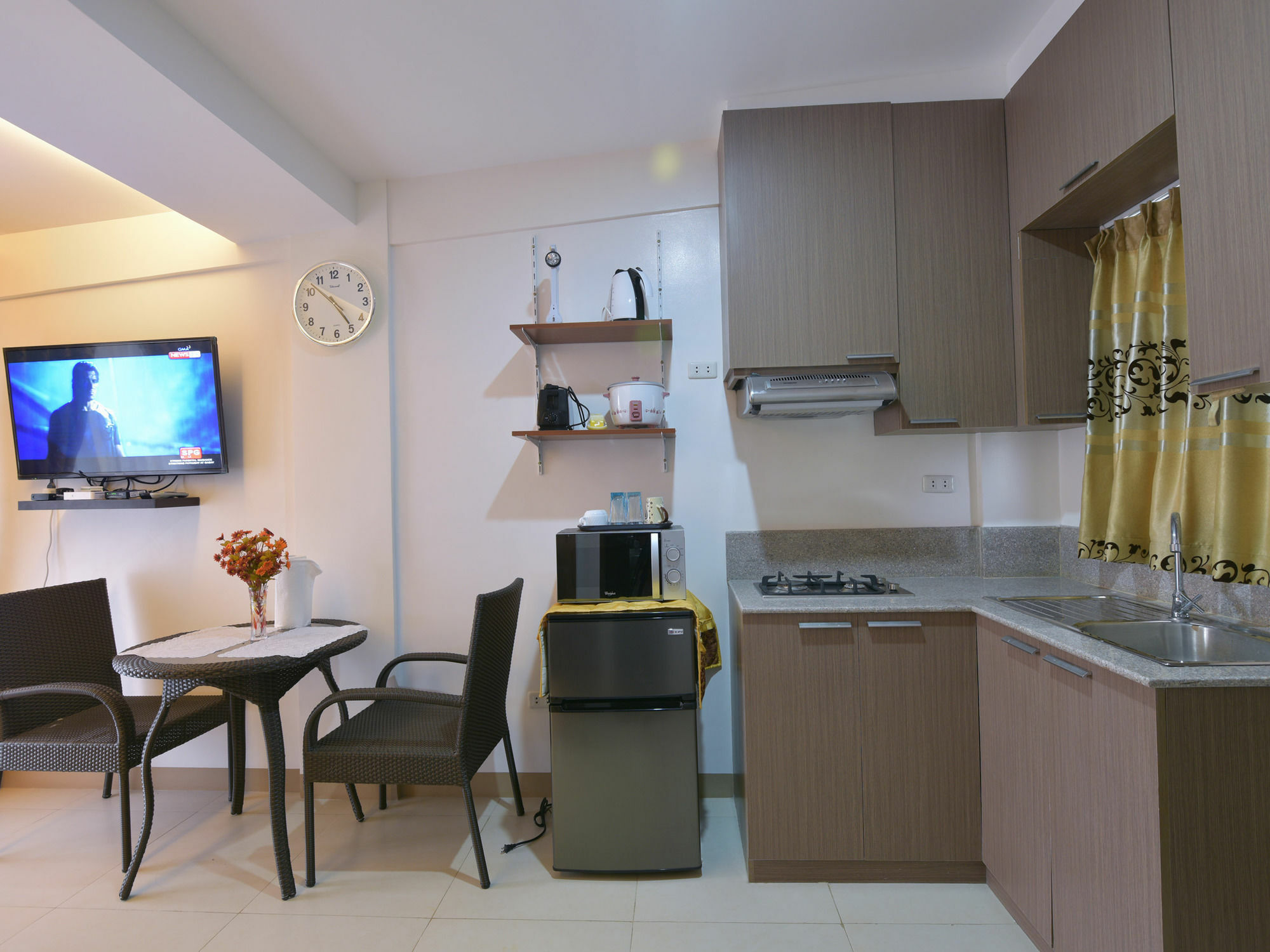 Anahaw Apartments Whitebeach Manoc-Manoc Bagian luar foto