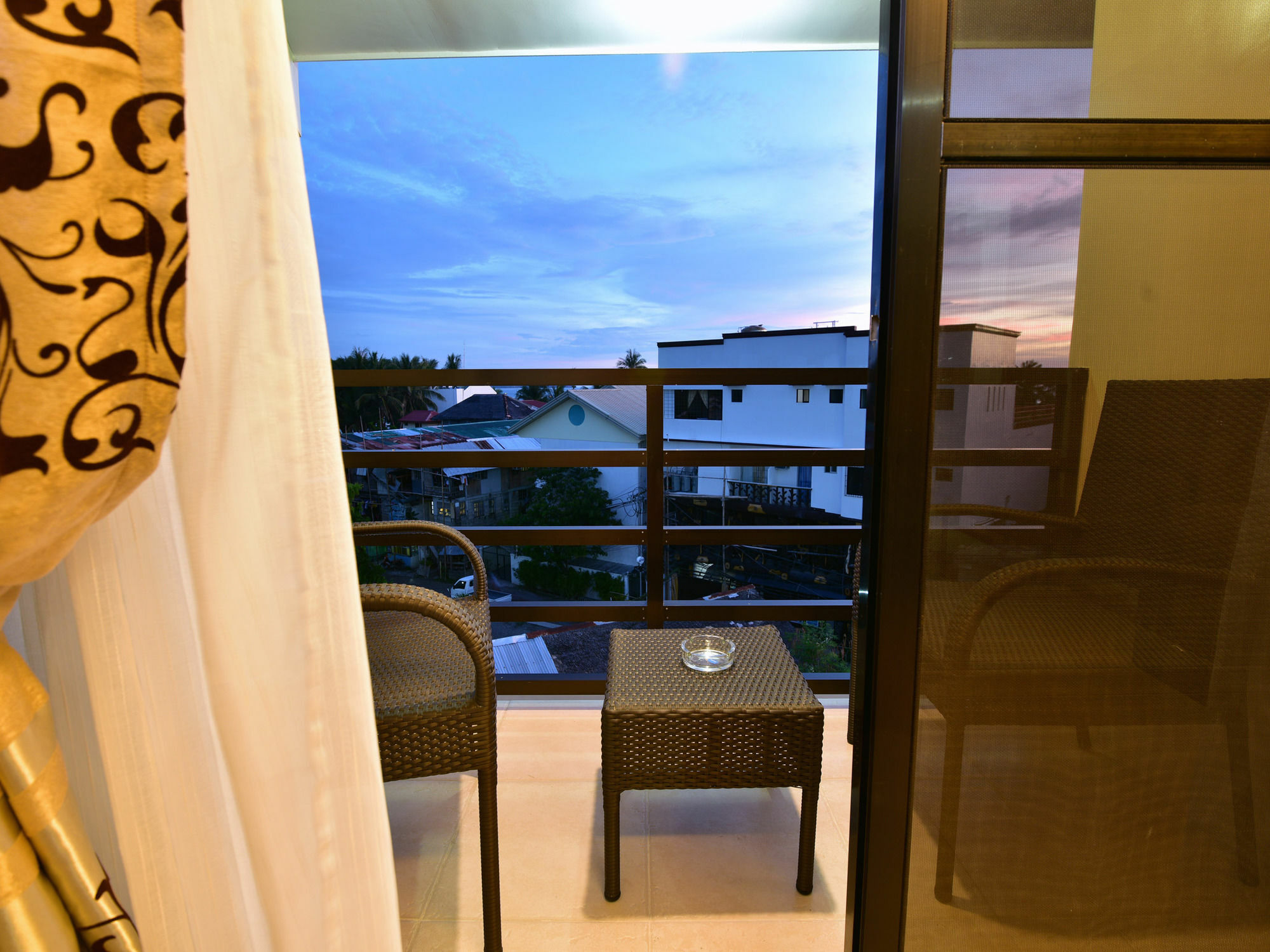 Anahaw Apartments Whitebeach Manoc-Manoc Bagian luar foto